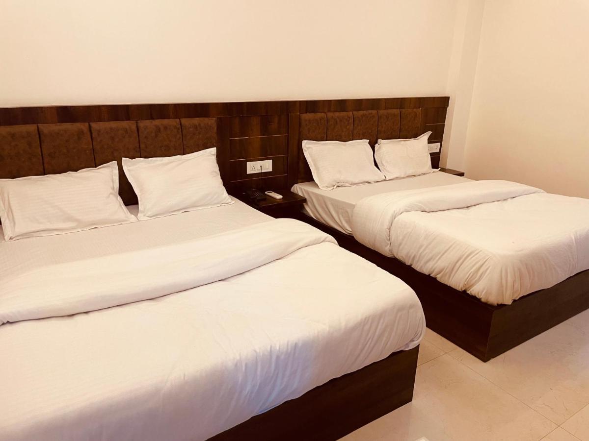 Divine Ganga - Luxury Comfort ! Travellers Delight ! Budget Friendly ! Prime Location ! Guest Favourite Харидвар Экстерьер фото