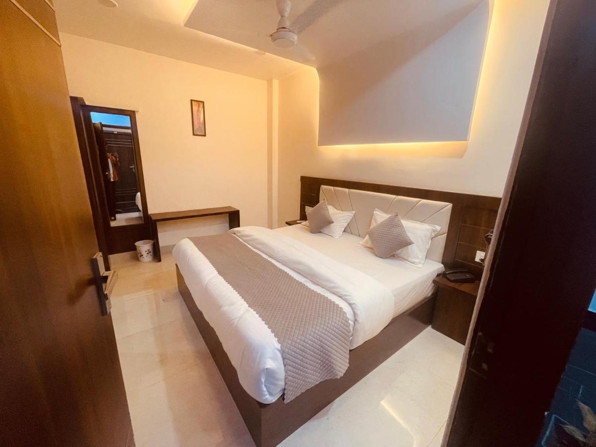 Divine Ganga - Luxury Comfort ! Travellers Delight ! Budget Friendly ! Prime Location ! Guest Favourite Харидвар Экстерьер фото